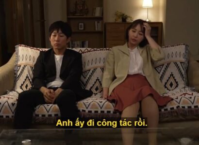 Buồn vì chồng muốn ly hôn, vợ đi họp lớp rồi dẫn cậu bạn học về nhà làm tình