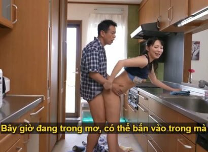 Bố dượng có những giấc mơ đụ đứa con gái đã trưởng thành, tuy nhiên đó có thật là mơ ?