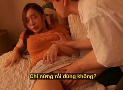 Bố cưới vợ mới quá trẻ, cậu con trai chỉ coi là chị cùng muốn đụ chịii