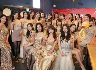 KY-NIEM-20 - Kỷ niệm 15 năm rực rỡ của những ngôi sao quyến rũ trong thế giới phim người lớn